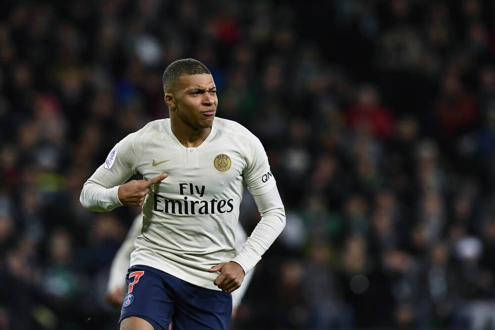 特朗普关税轰炸，印度出口逆势开花